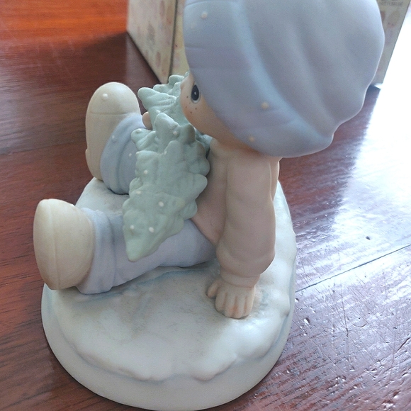 1989 Precious moments figurine-"Don't Let The Holidays Get You Down" - Picture 4 of 8